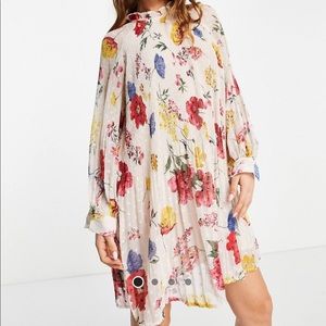 EUC Floral Pleated Swing Dress